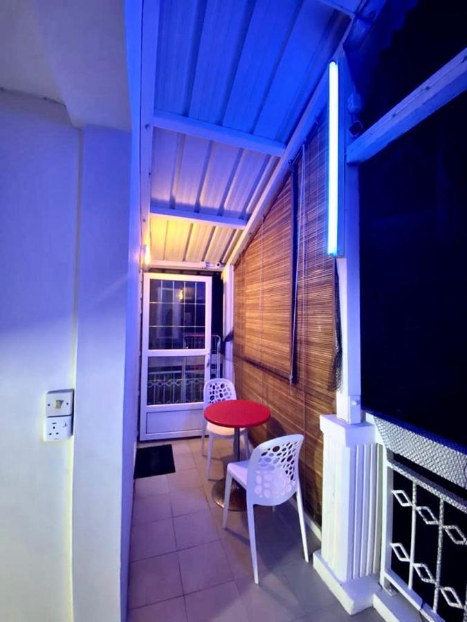 Cosy Flat Beachfront Flic en Flac Exterior photo